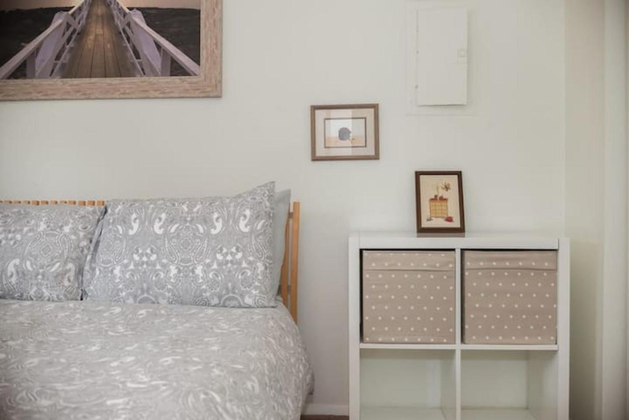 Contemporary, Marine 2bd/1ba C In * Kent