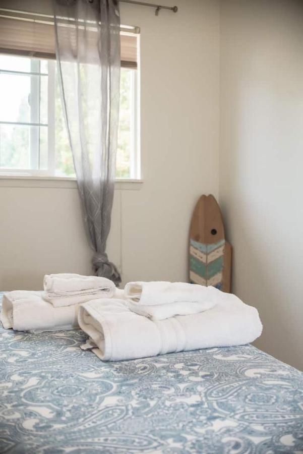 Contemporary, Marine 2bd/1ba C In Apartment *