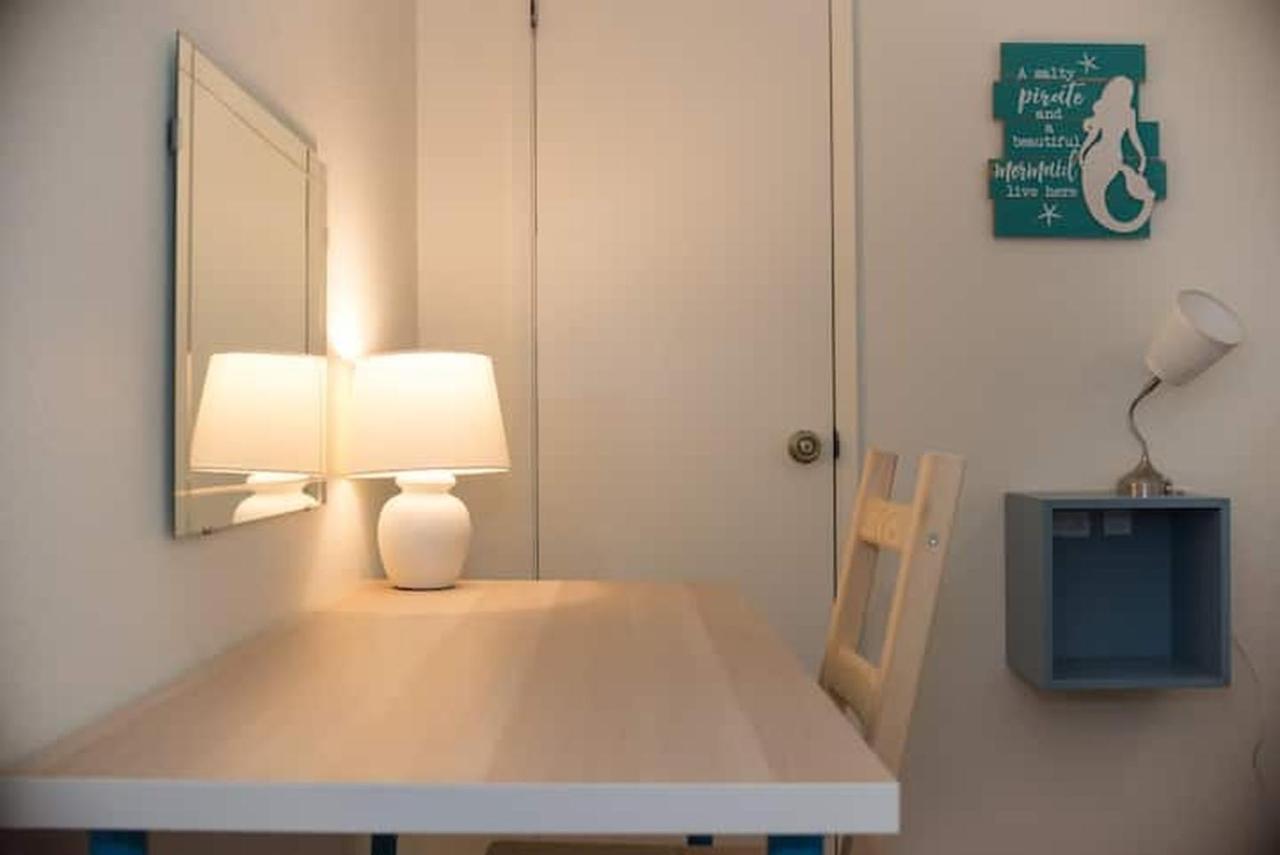 Contemporary, Marine 2bd/1ba C In *