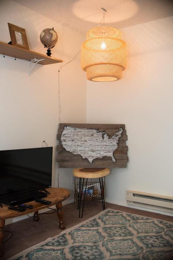 Apartment Contemporary, Marine 2bd/1ba C In *